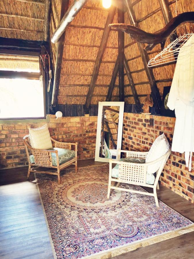 Villa Lone Wolf's Lair Parys